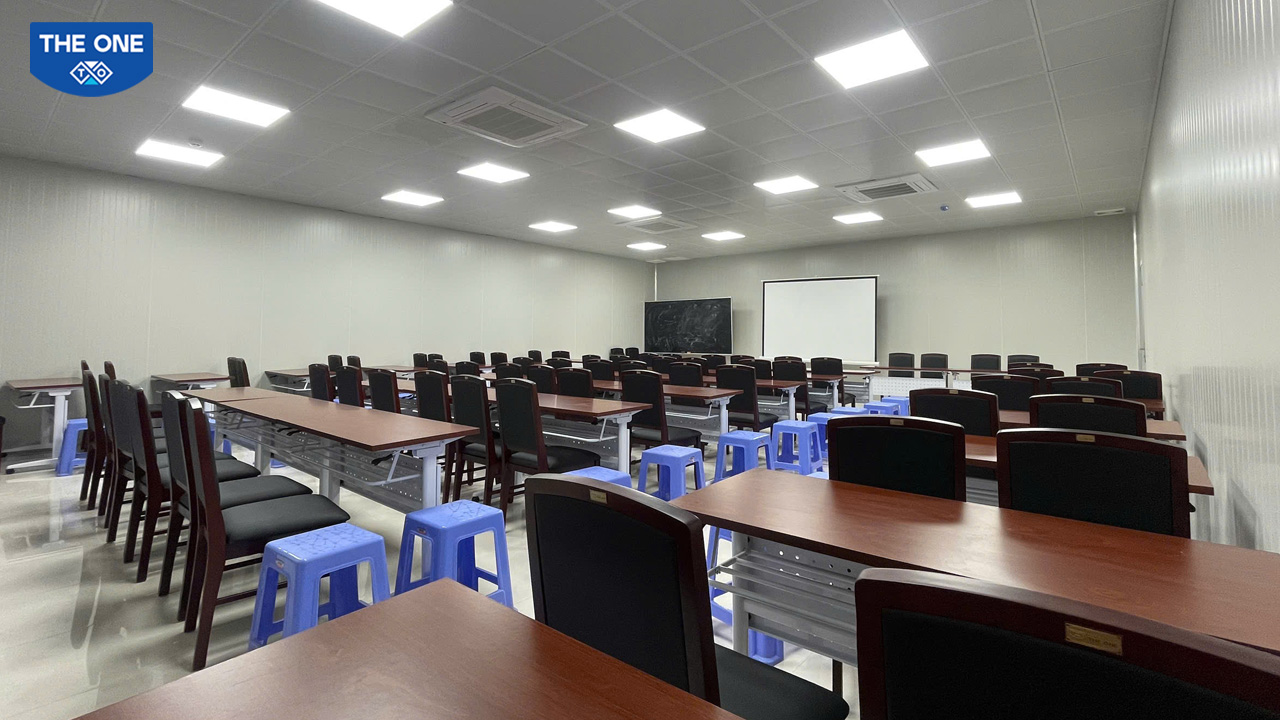 Nội thất hội trường lớn.