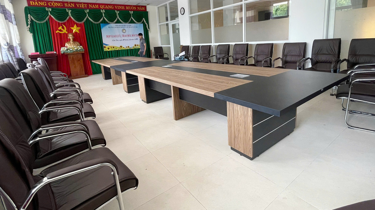 Hình ảnh thực tế phòng họp VIP trường CĐ KTKT Cần Thơ