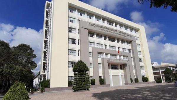 Bàn ghế phòng họp Trường Cao Đẳng Kinh Tế Kỹ Thuật Cần Thơ